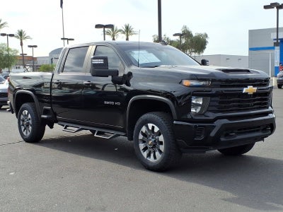 2024 Chevrolet Silverado 2500HD Custom
