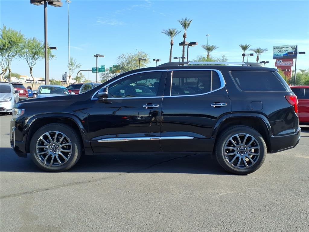 2023 GMC Acadia Denali