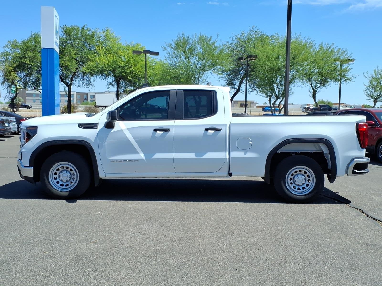 2024 GMC Sierra 1500 Pro