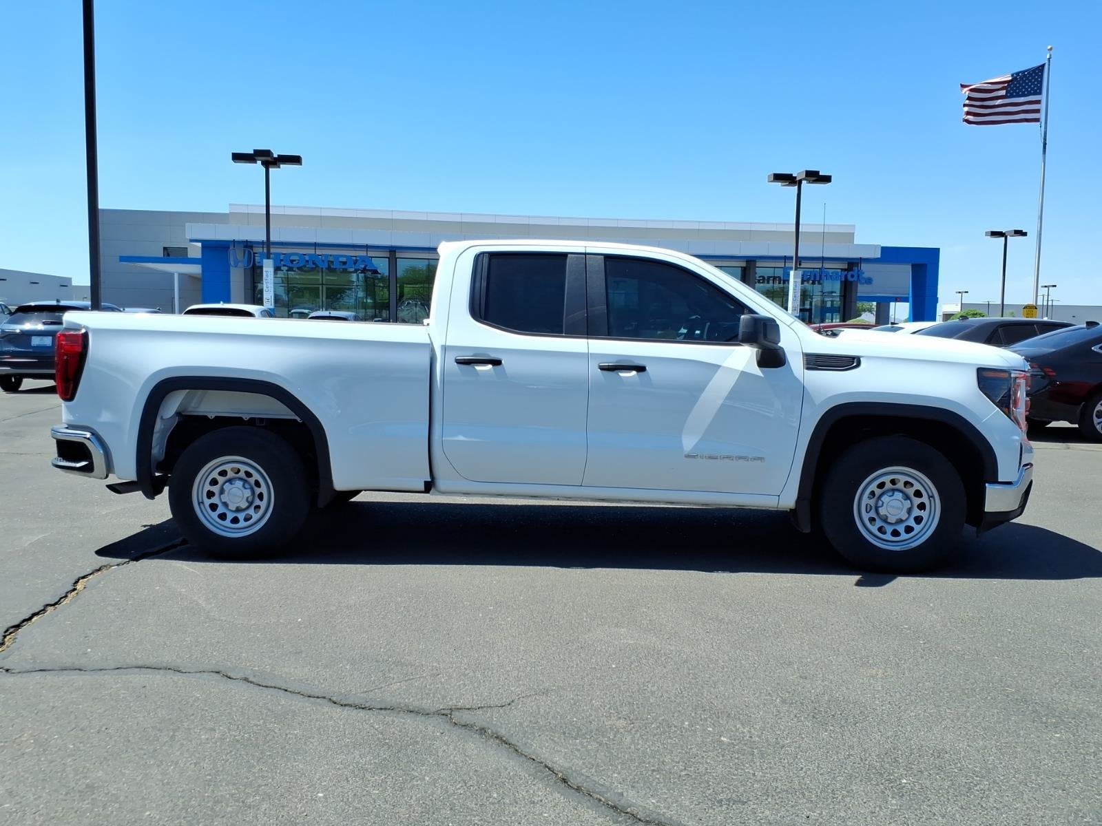 2024 GMC Sierra 1500 Pro