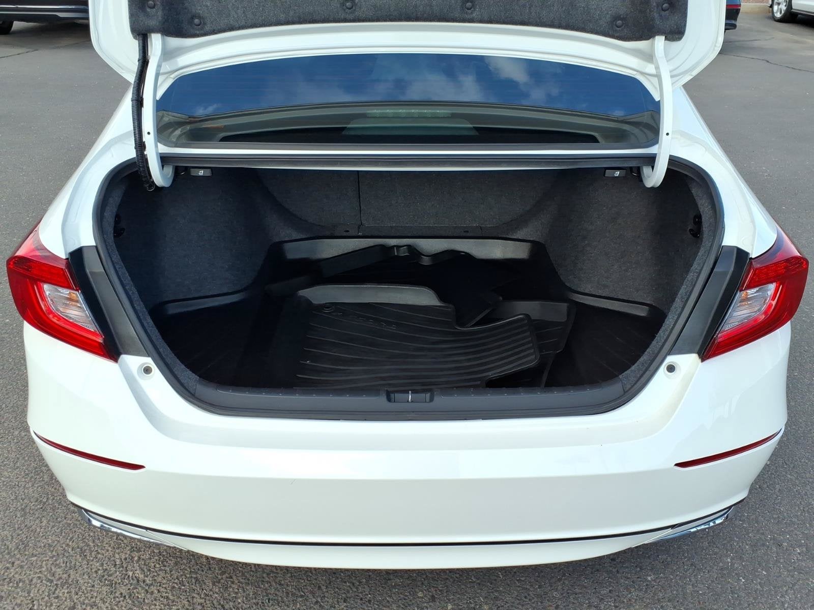2018 Honda Accord Hybrid BASE