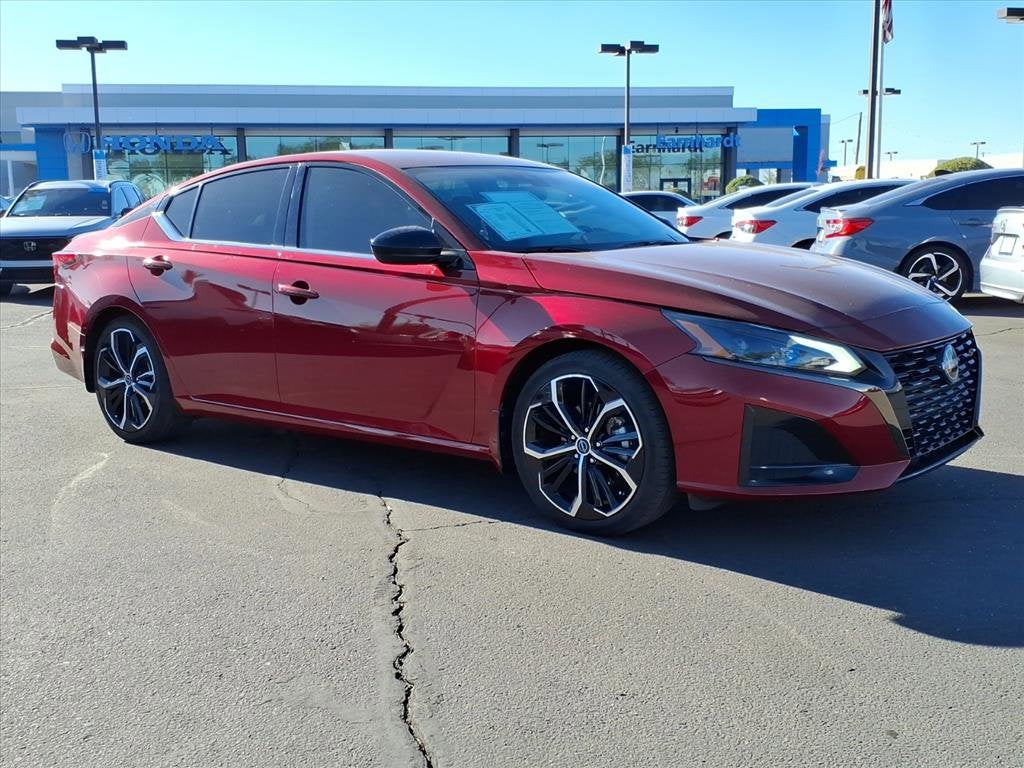 2023 Nissan Altima 2.5 SR