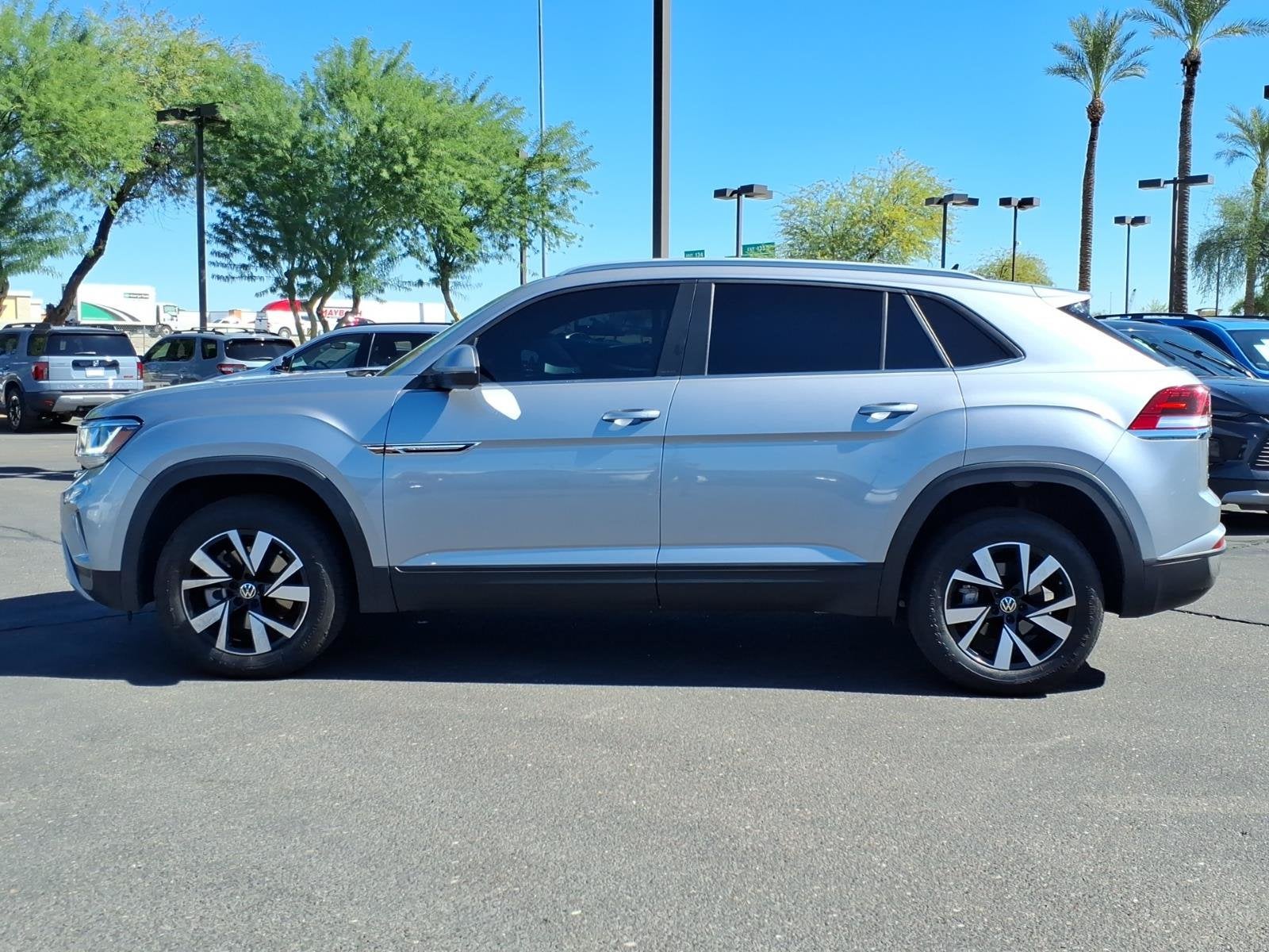 2022 Volkswagen Atlas Cross Sport 2.0T SE