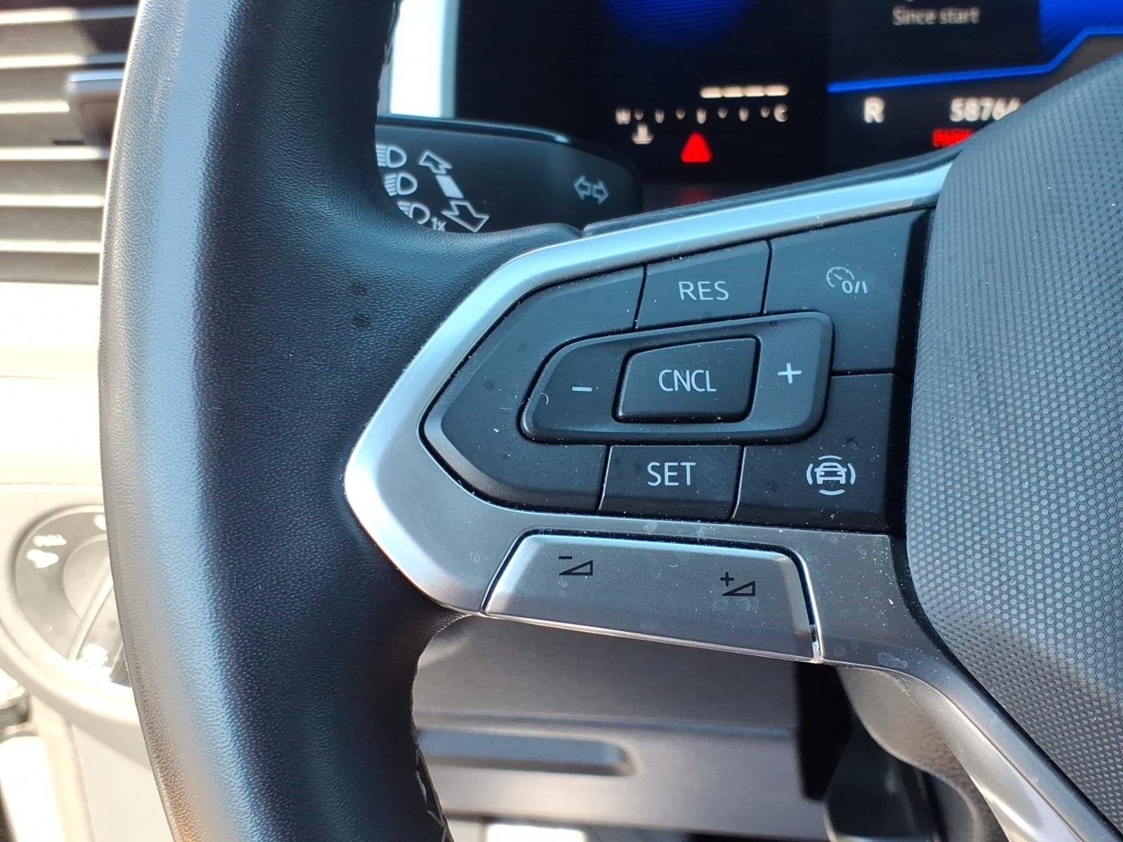 2022 Volkswagen Atlas Cross Sport 2.0T SE