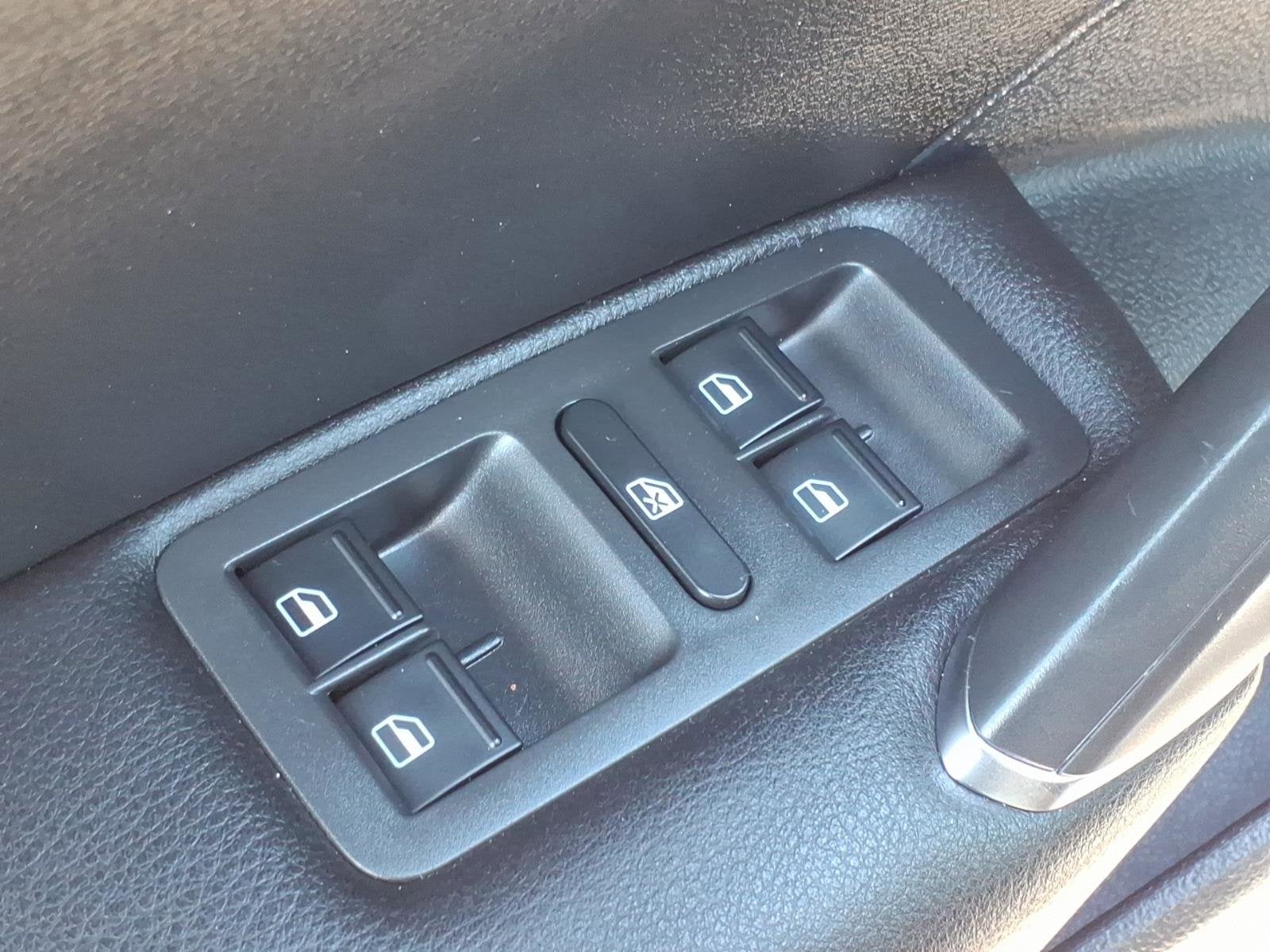 2020 Volkswagen Passat 2.0T R-Line