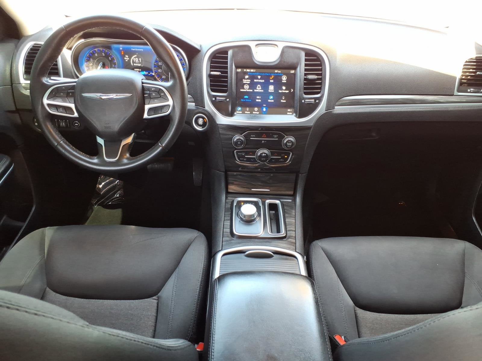 2021 Chrysler 300 Touring
