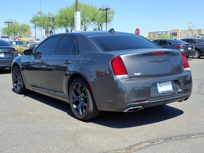 2021 Chrysler 300 Touring