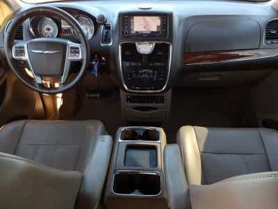 2012 Chrysler Town & Country Touring-L