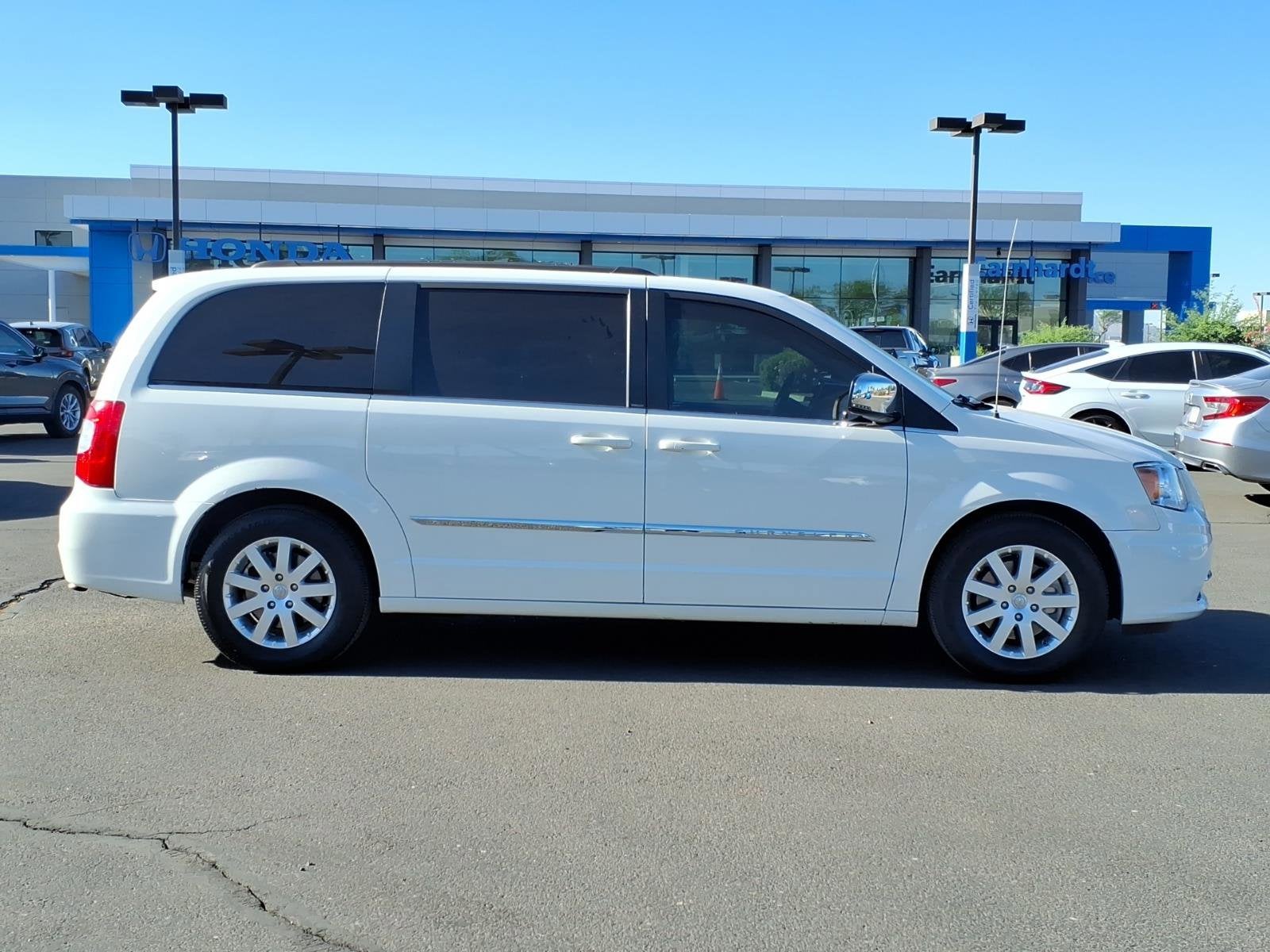 2012 Chrysler Town & Country Touring-L