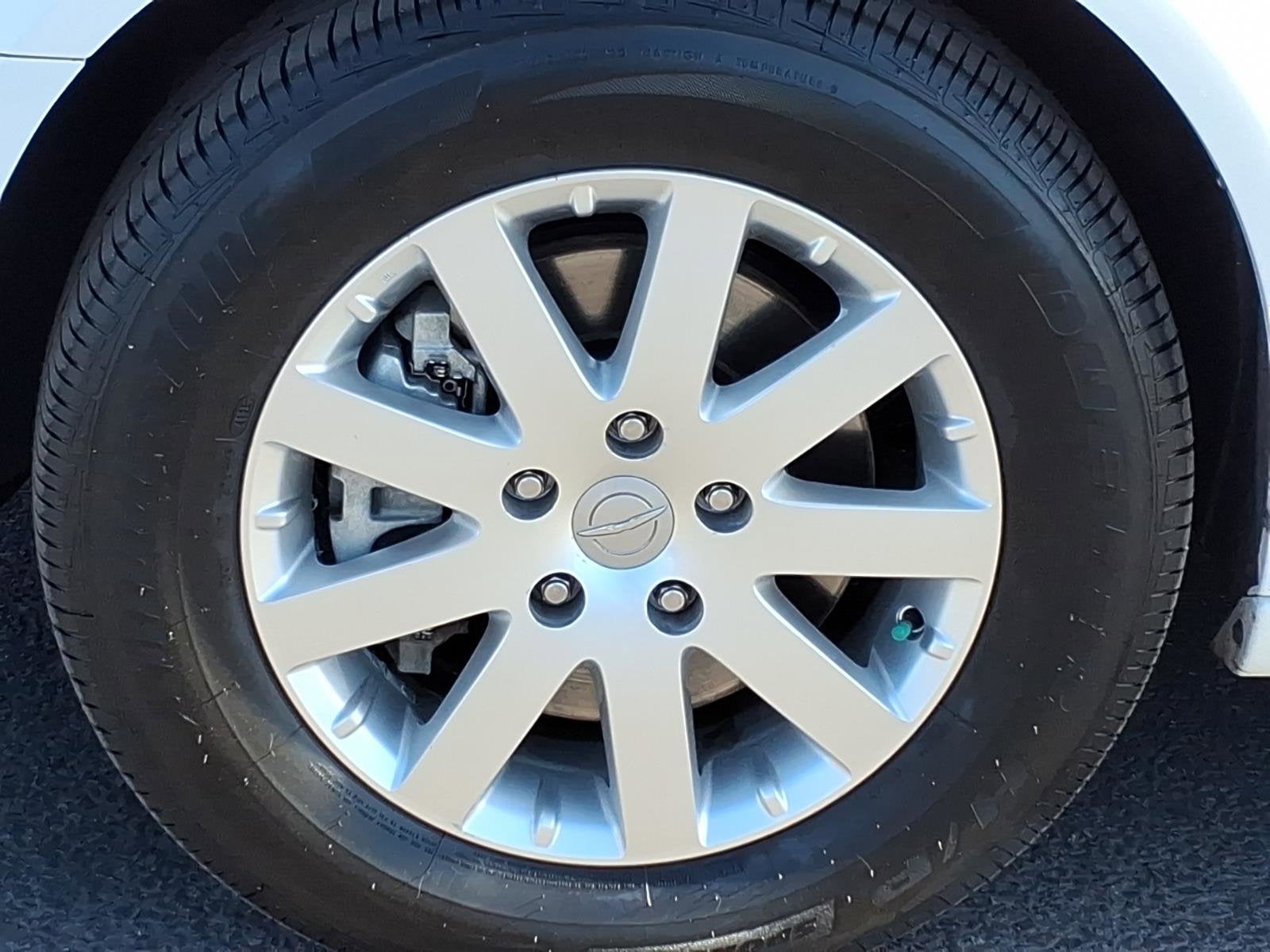 2012 Chrysler Town & Country Touring-L