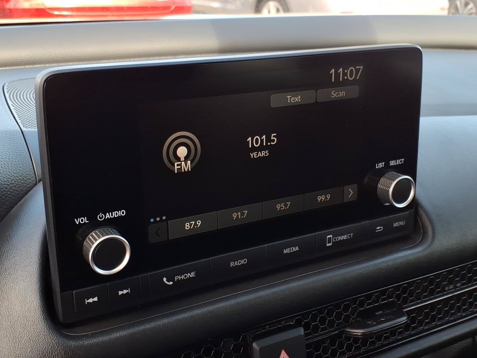 2025 Honda HR-V LX
