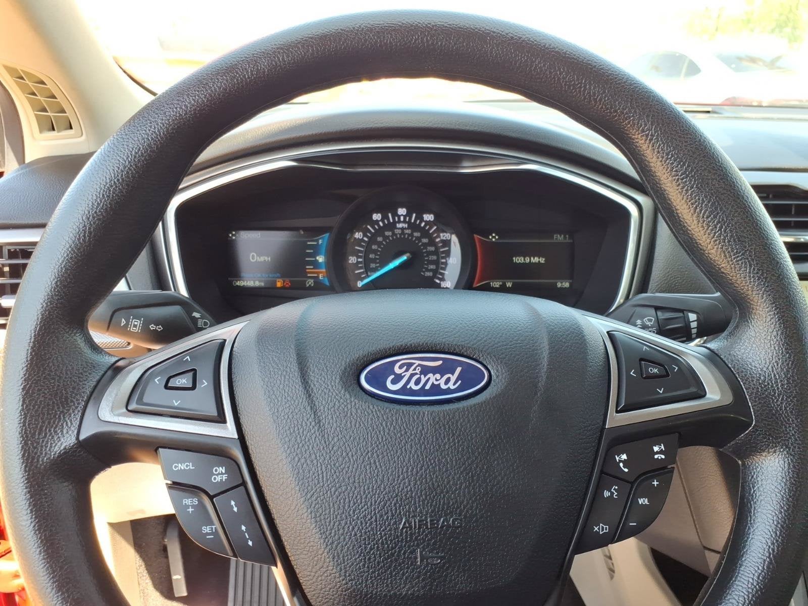 2020 Ford Fusion SE