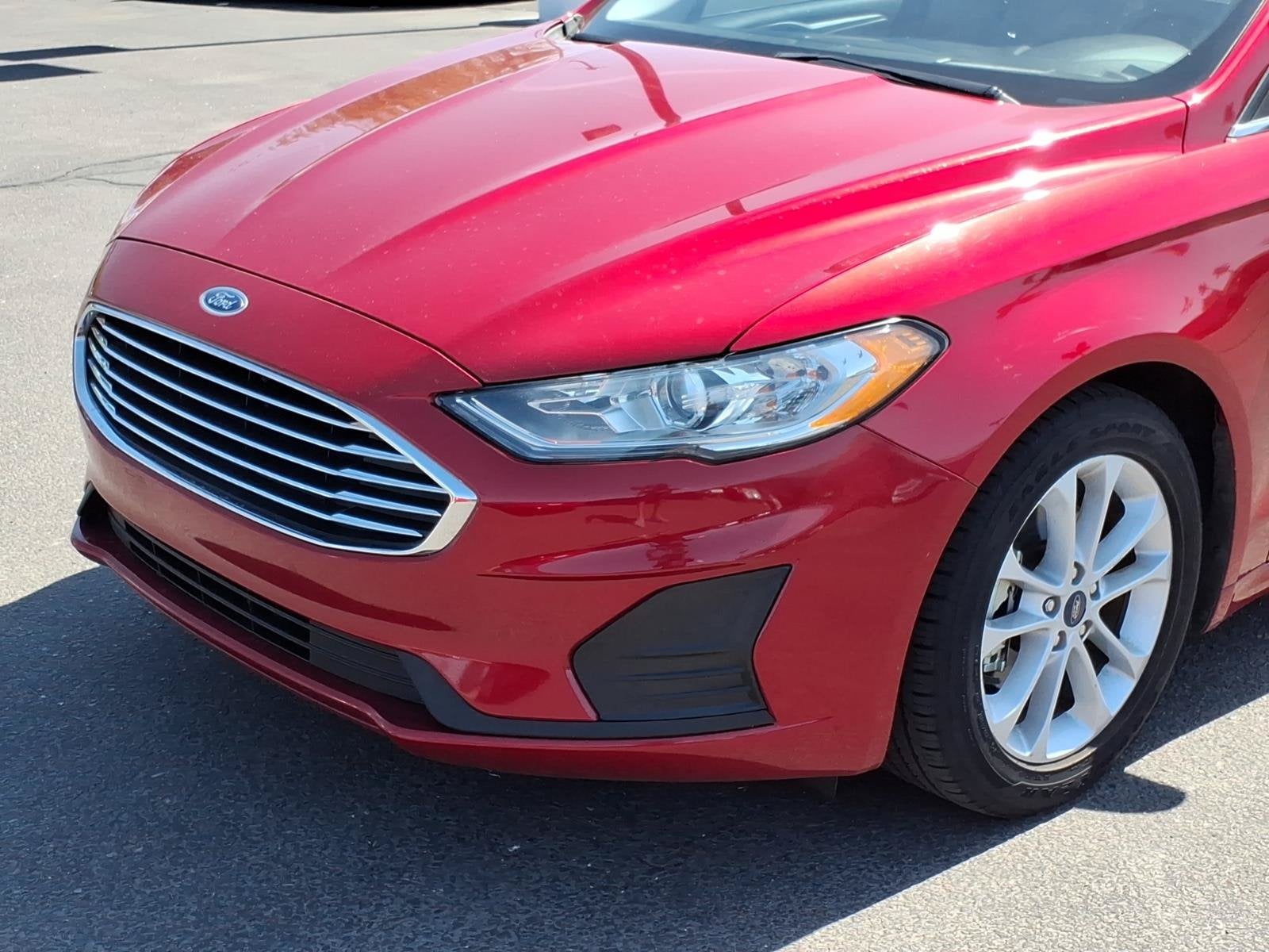 2020 Ford Fusion SE