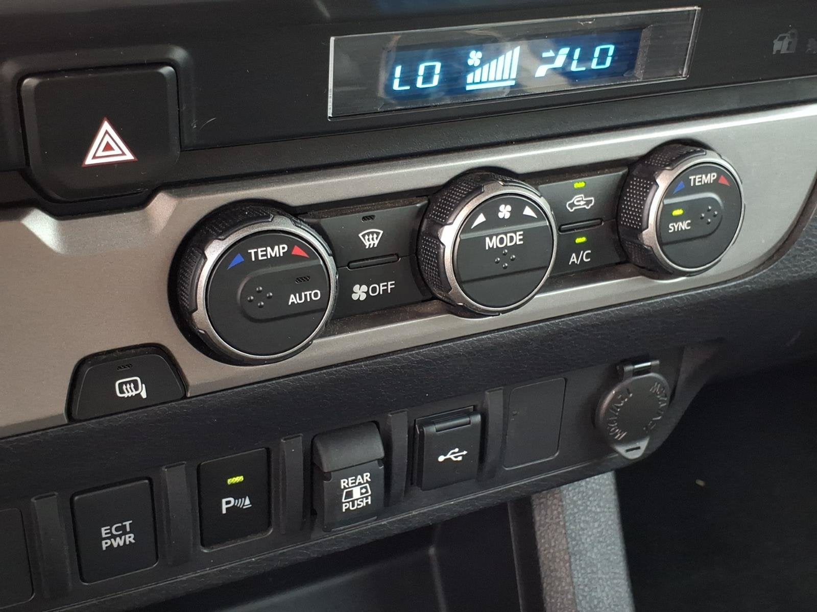 2022 Toyota Tacoma 2WD Base