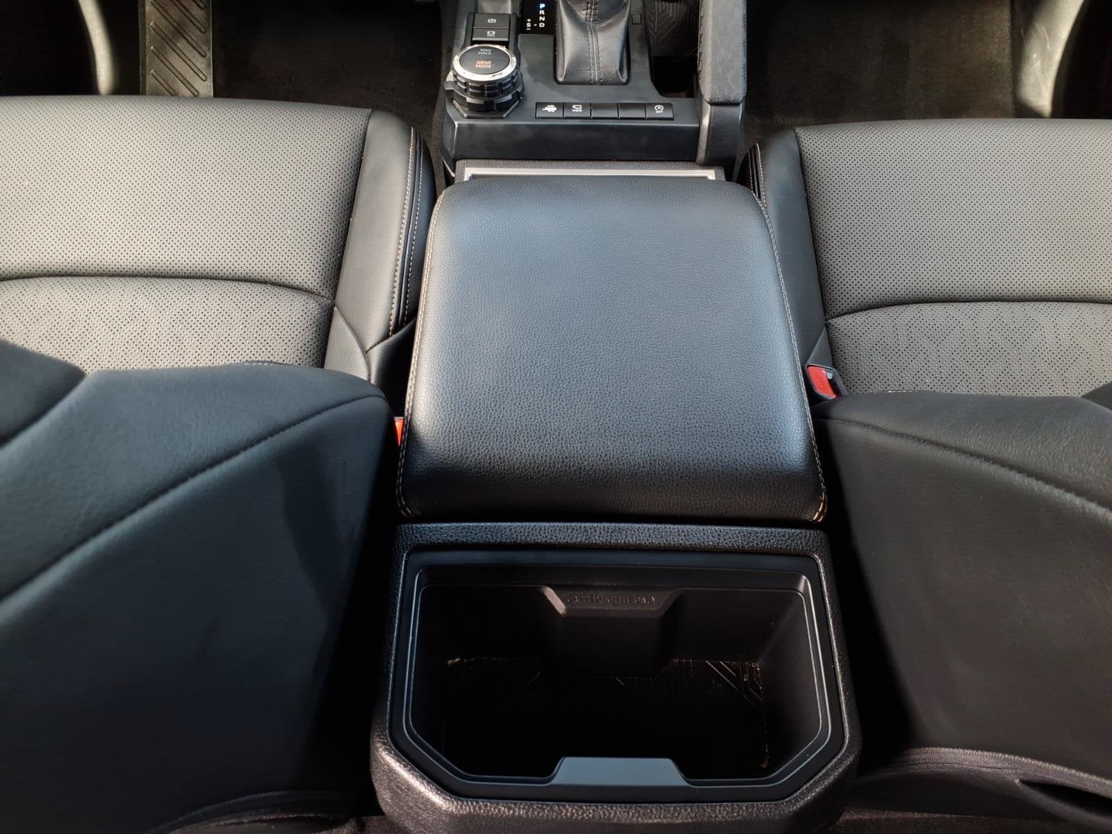 2025 Toyota Tacoma 4WD SR5