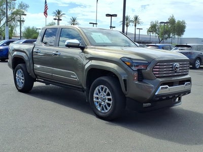 2025 Toyota Tacoma 4WD SR5