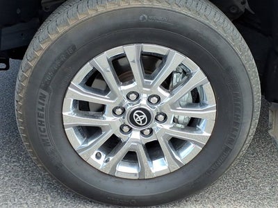 2025 Toyota Tacoma 4WD SR5