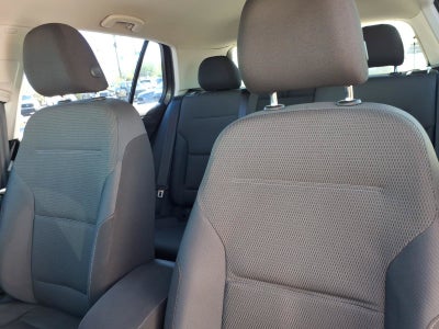 2018 Volkswagen Golf Base