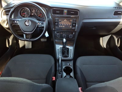 2018 Volkswagen Golf Base