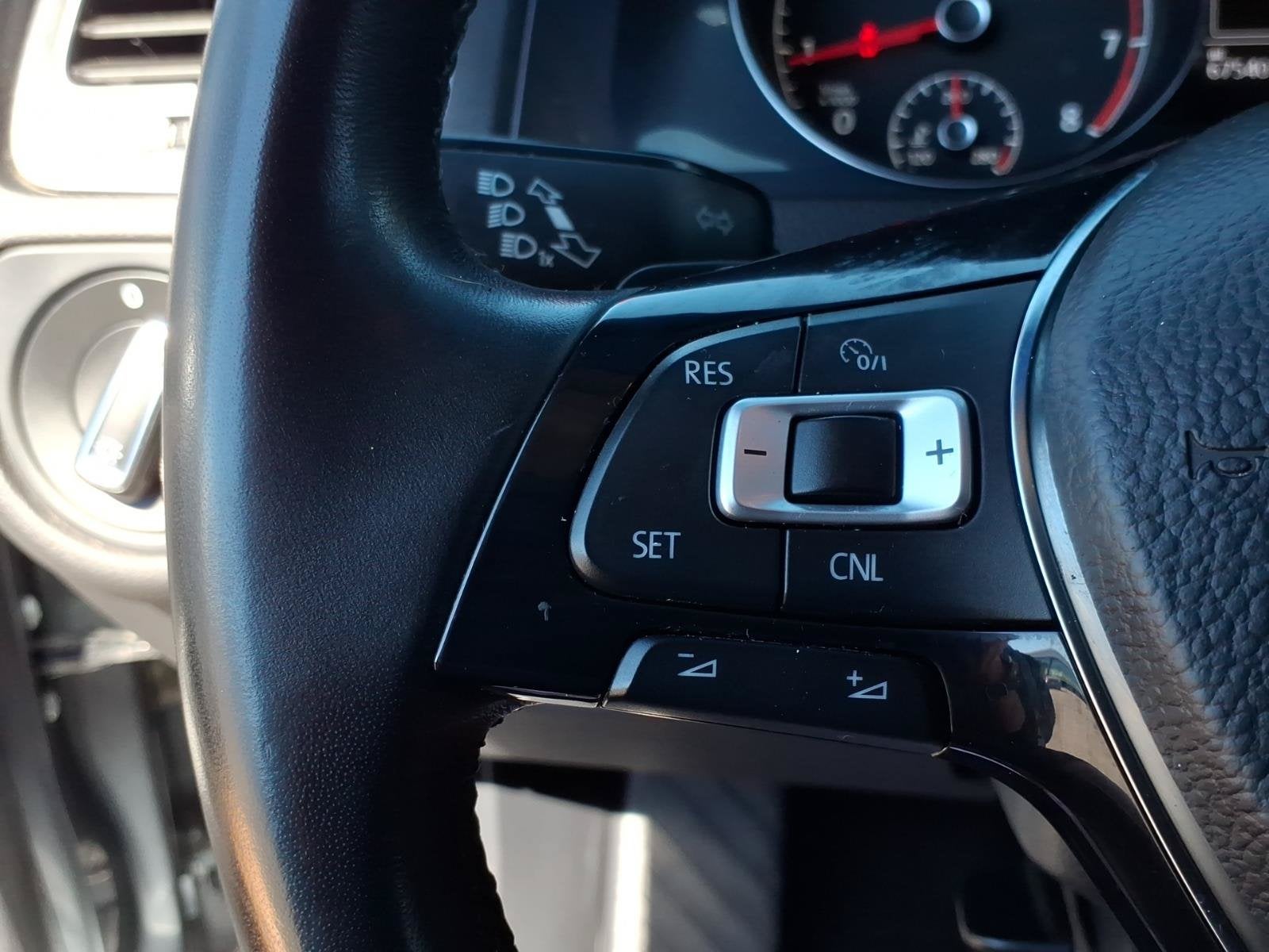 2018 Volkswagen Golf Base