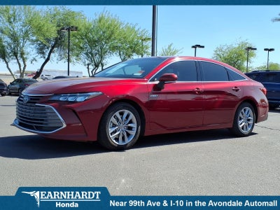 2021 Toyota Avalon Hybrid XLE