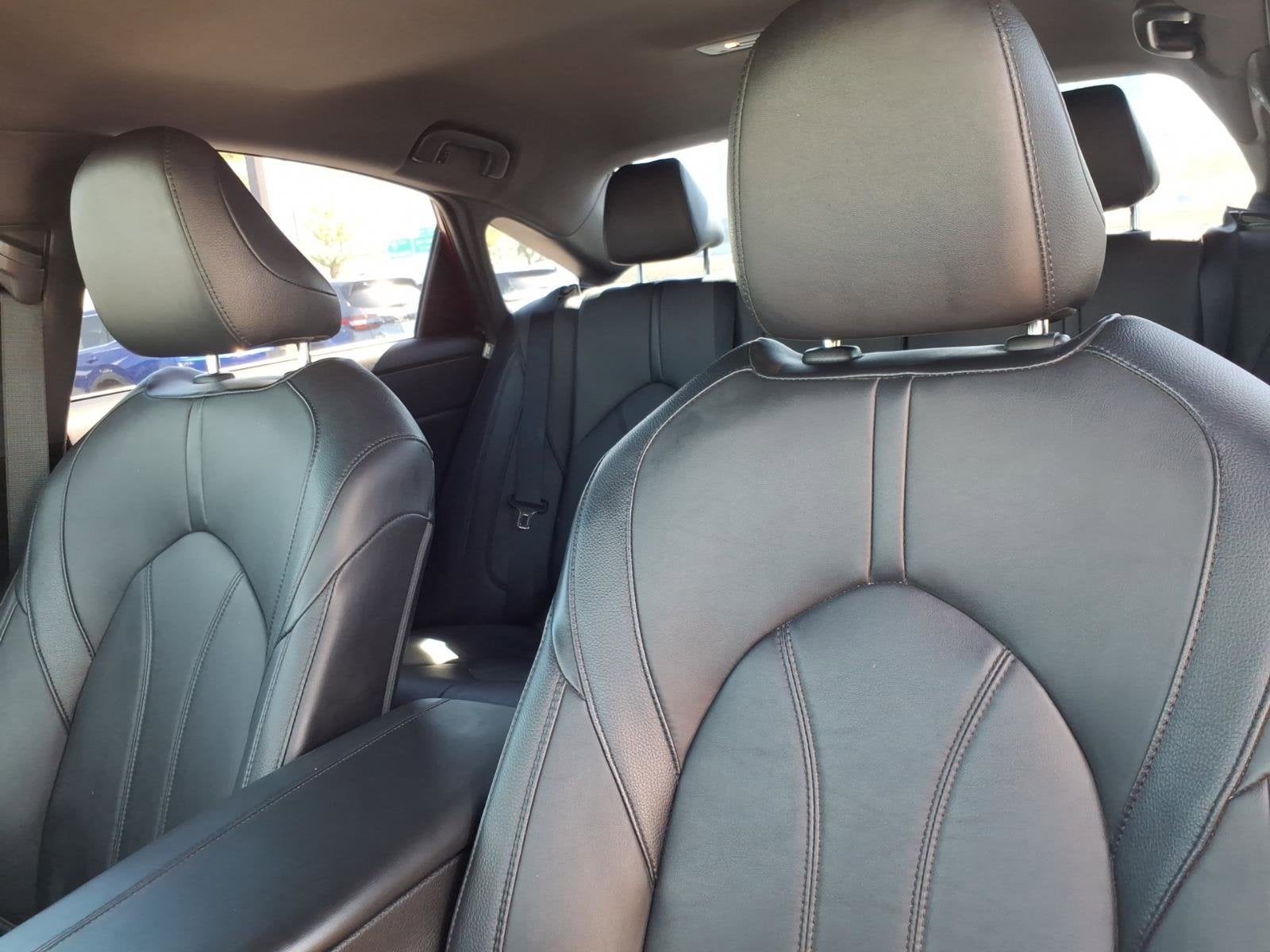 2021 Toyota Avalon Hybrid XLE