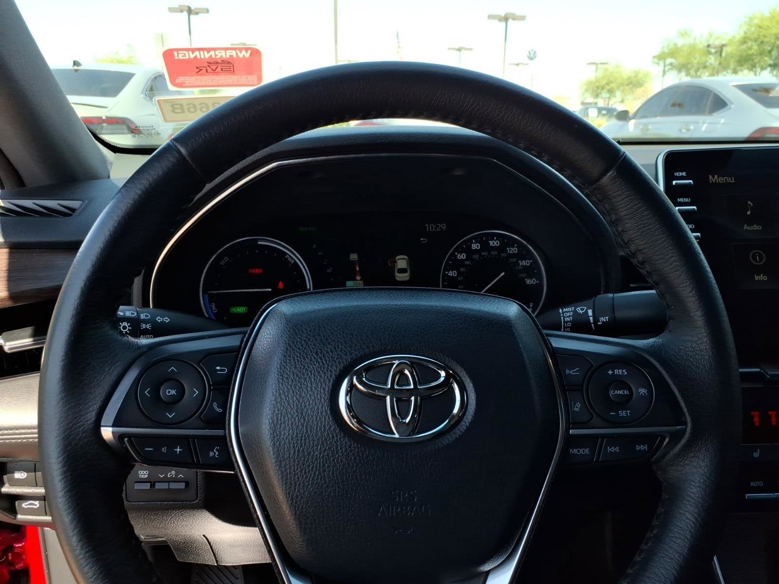 2021 Toyota Avalon Hybrid XLE