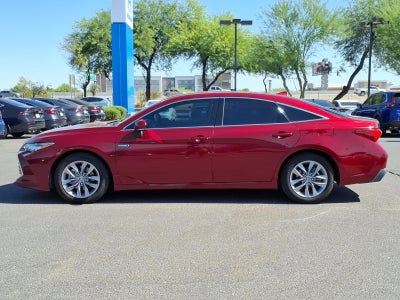 2021 Toyota Avalon Hybrid XLE