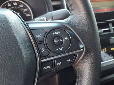 2021 Toyota Avalon Hybrid XLE