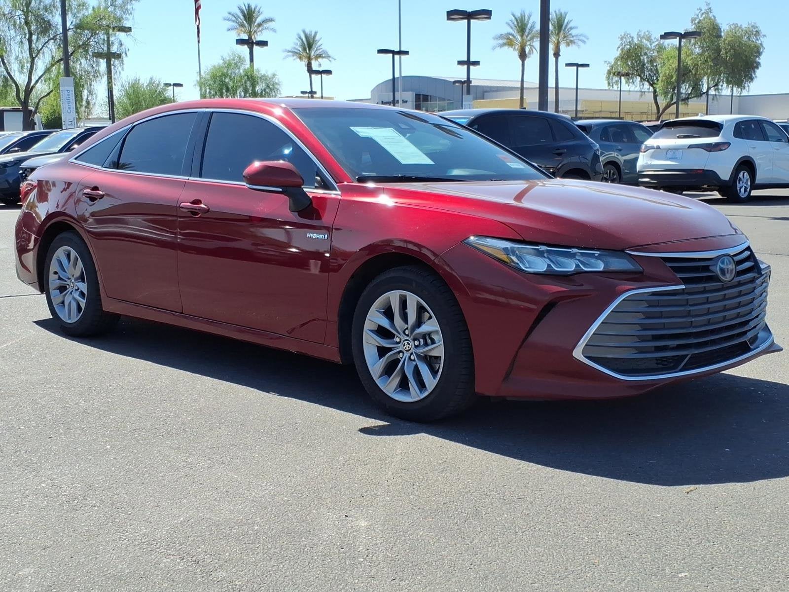2021 Toyota Avalon Hybrid XLE