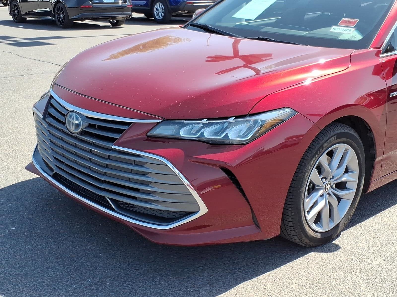 2021 Toyota Avalon Hybrid XLE