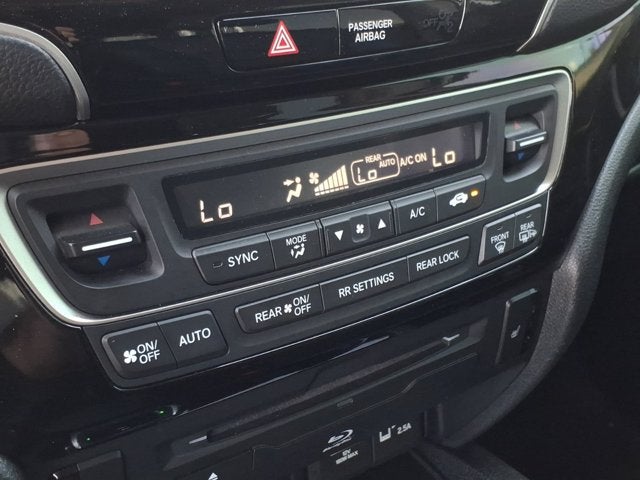 2021 Honda Pilot Touring 8-Passenger