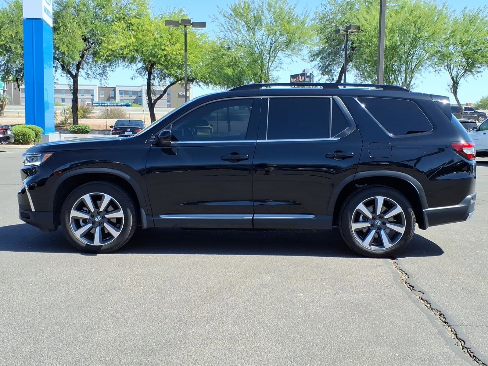 2025 Honda Pilot Touring