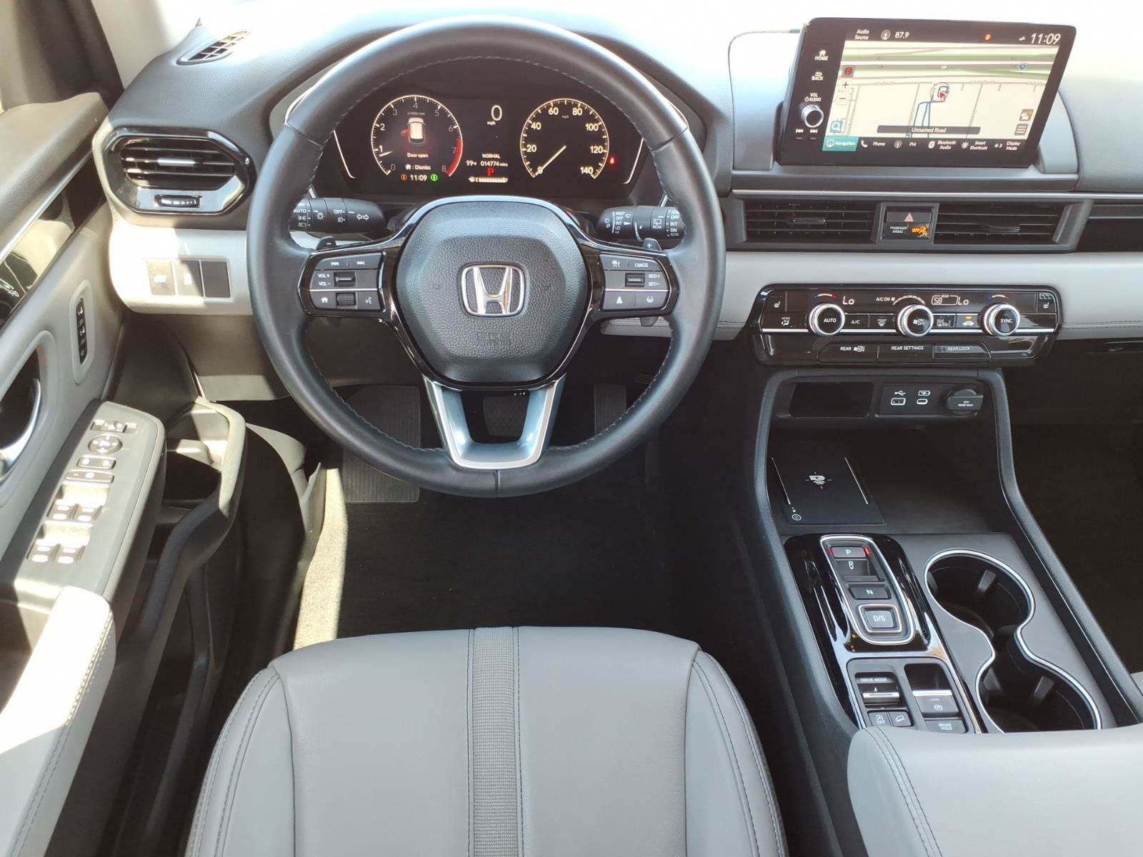 2025 Honda Pilot Base