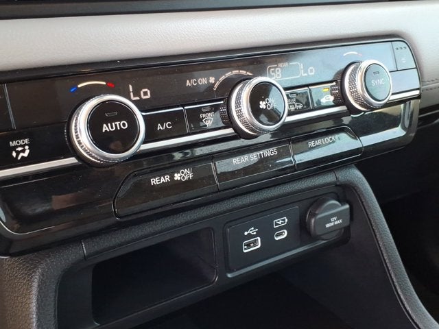 2025 Honda Pilot Base