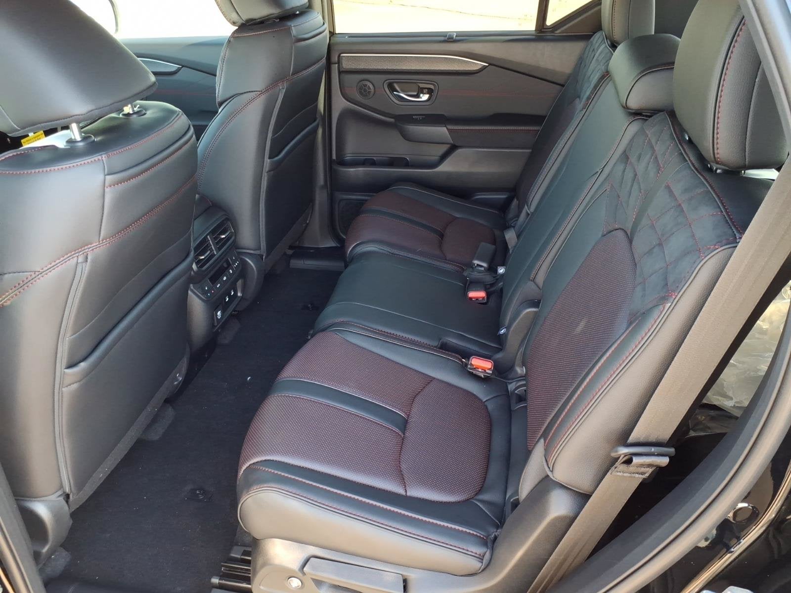 2026 Honda Pilot Black Edition