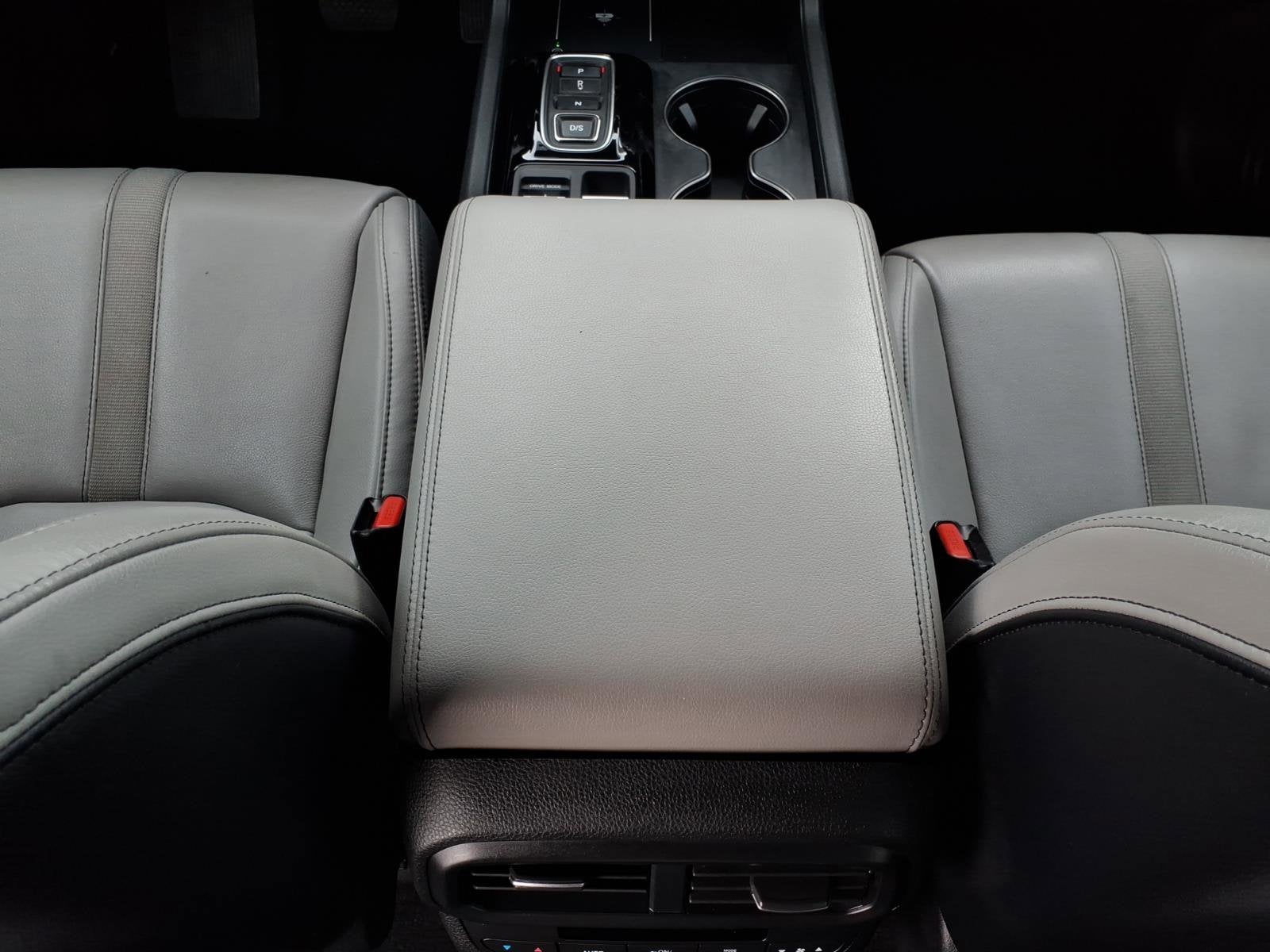 2023 Honda Pilot EX-L 8 Passenger