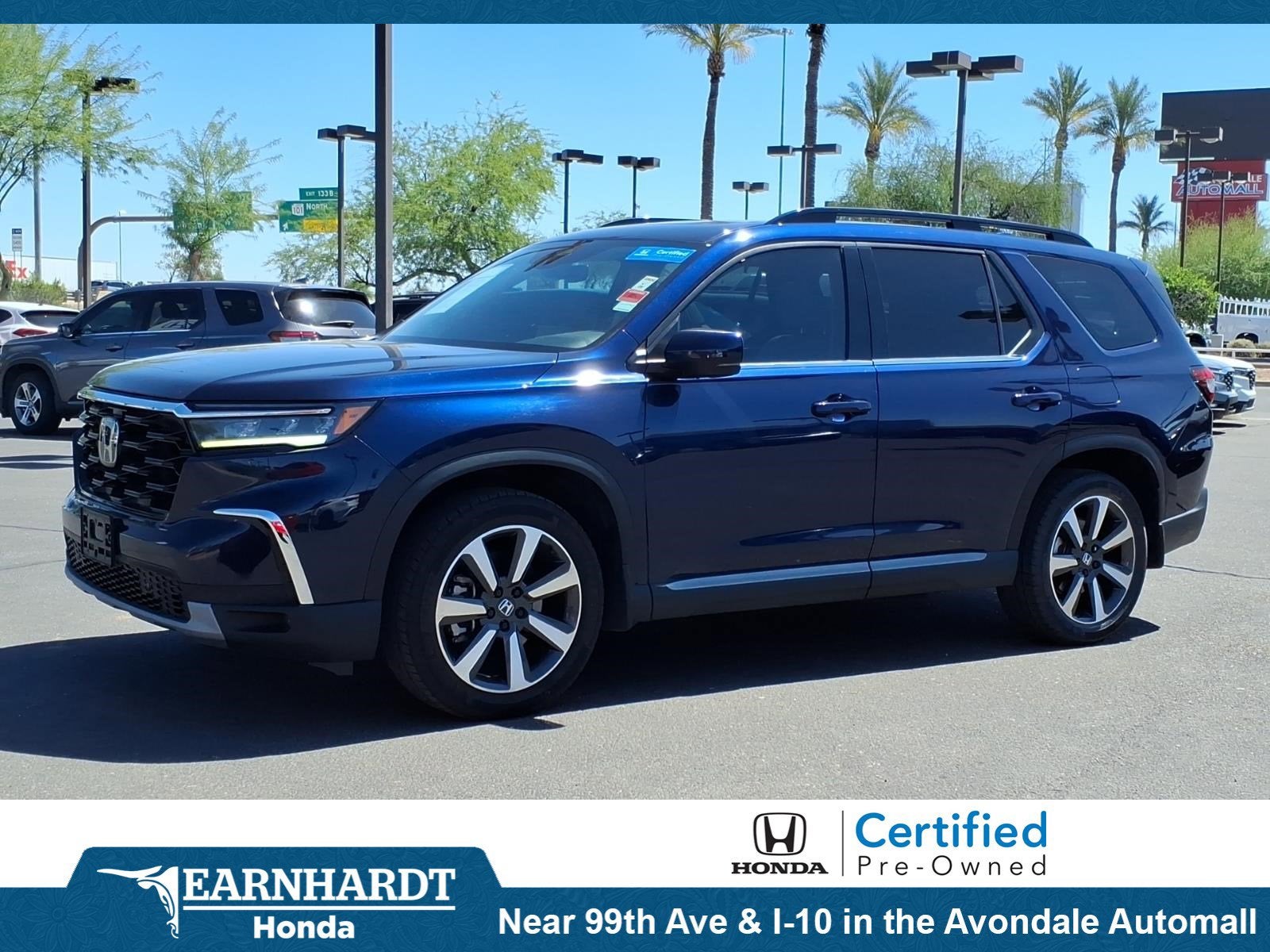 2023 Honda Pilot Touring 2WD's photo