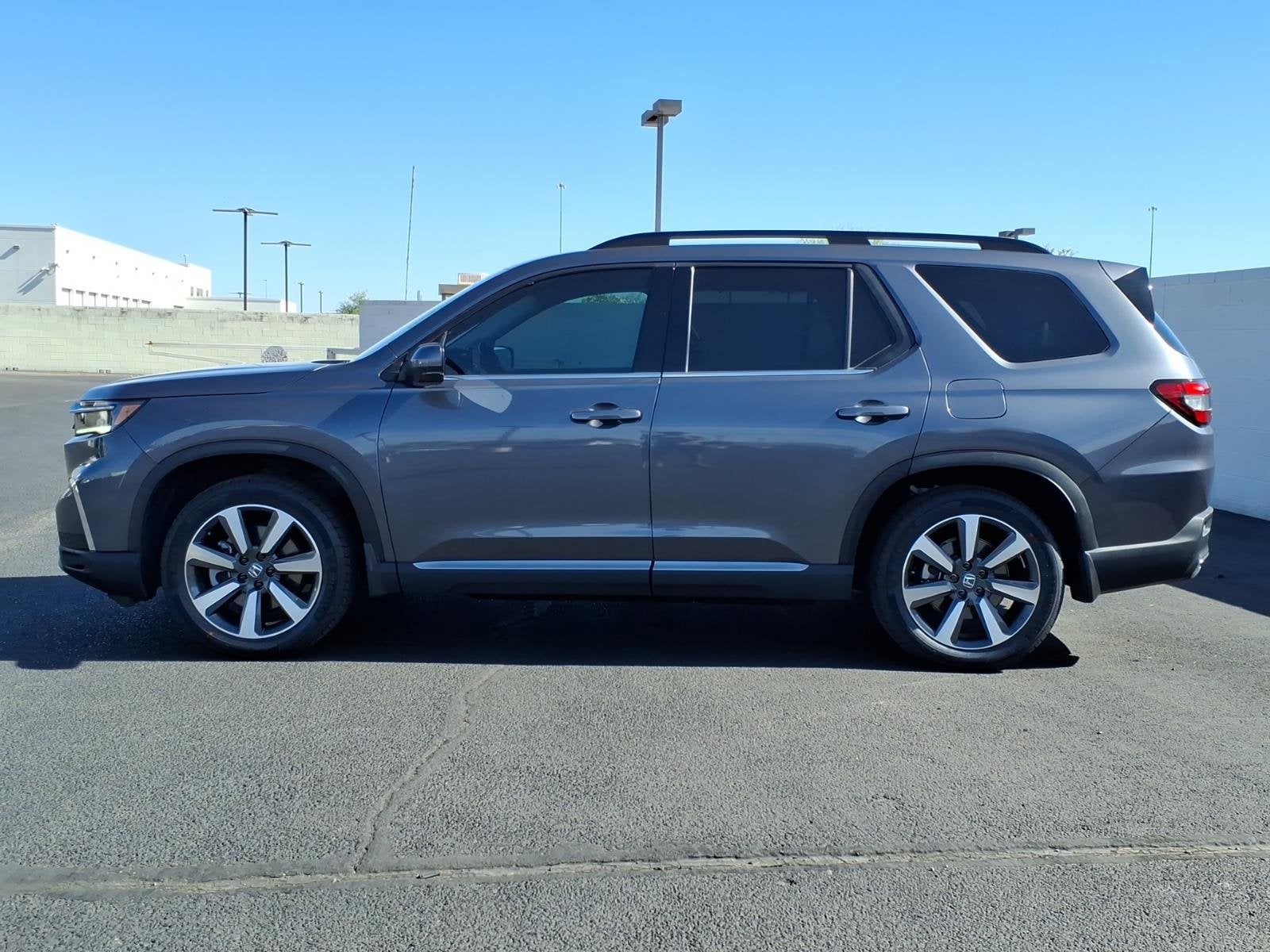 2024 Honda Pilot Touring