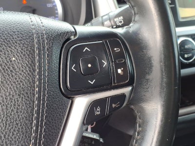 2019 Toyota Highlander Base