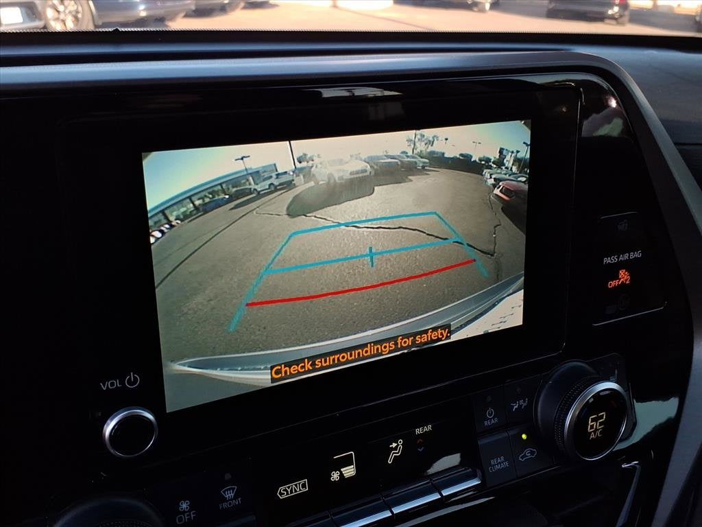 2023 Toyota Highlander Base