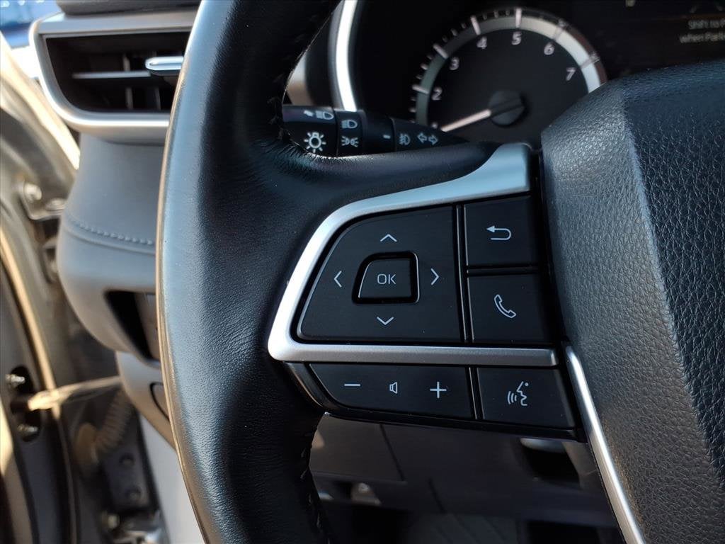 2023 Toyota Highlander Base