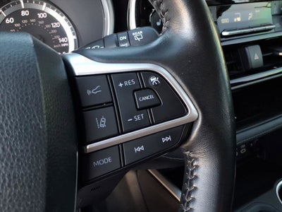 2023 Toyota Highlander Base