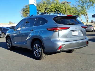 2023 Toyota Highlander Base