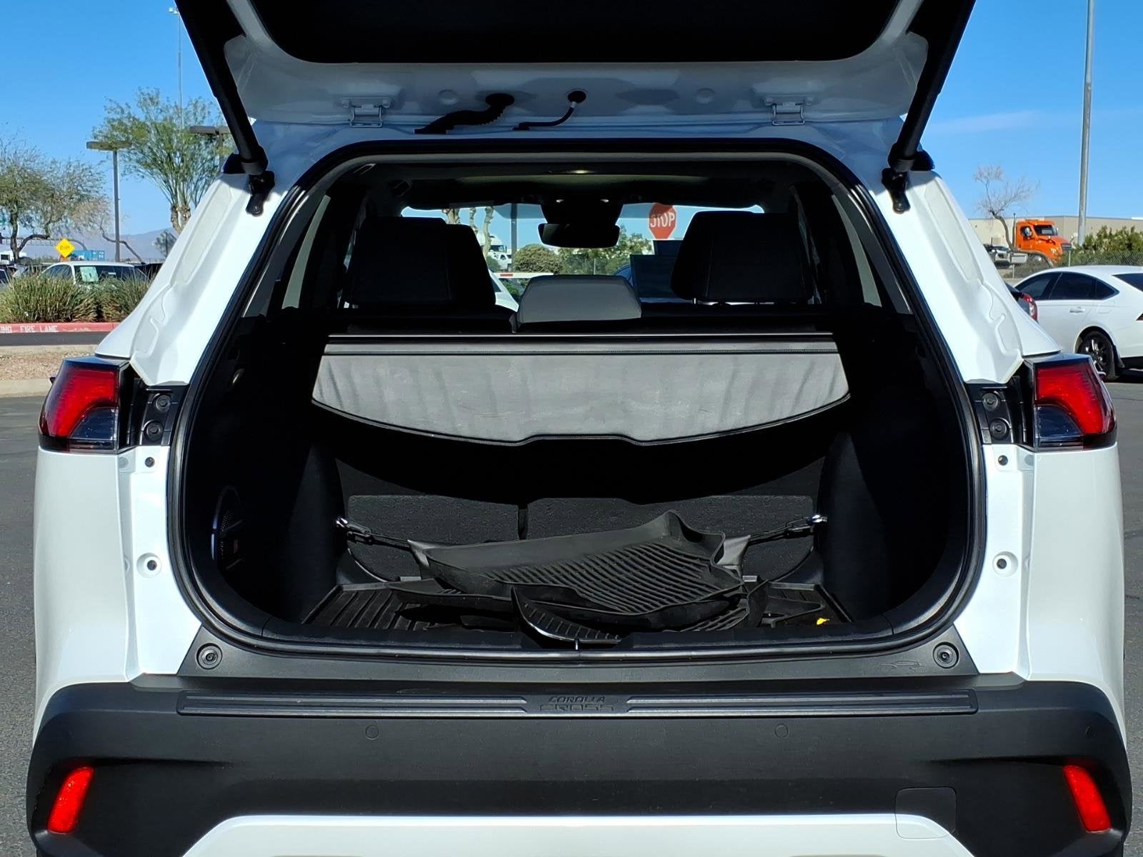 2024 Toyota Corolla Cross XLE