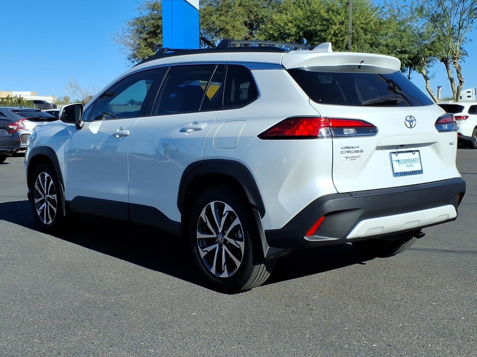 2024 Toyota Corolla Cross XLE