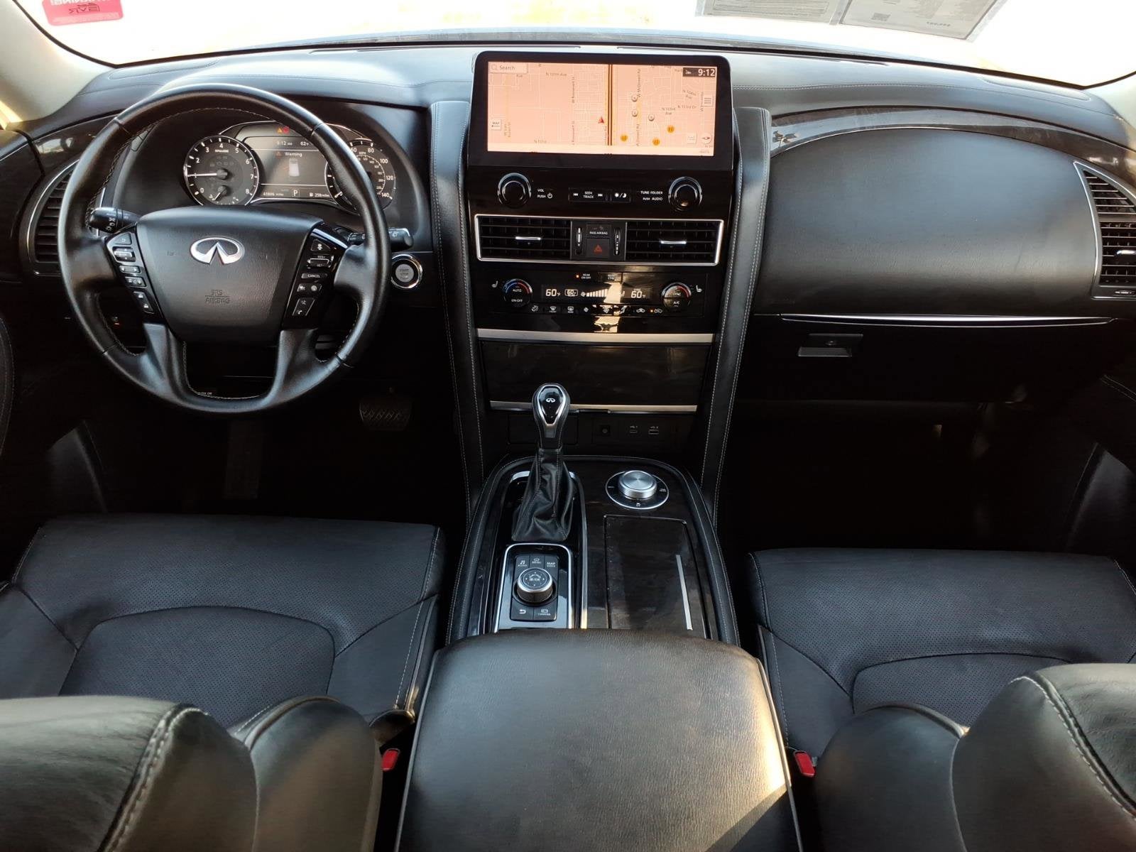 2024 INFINITI QX80 LUXE