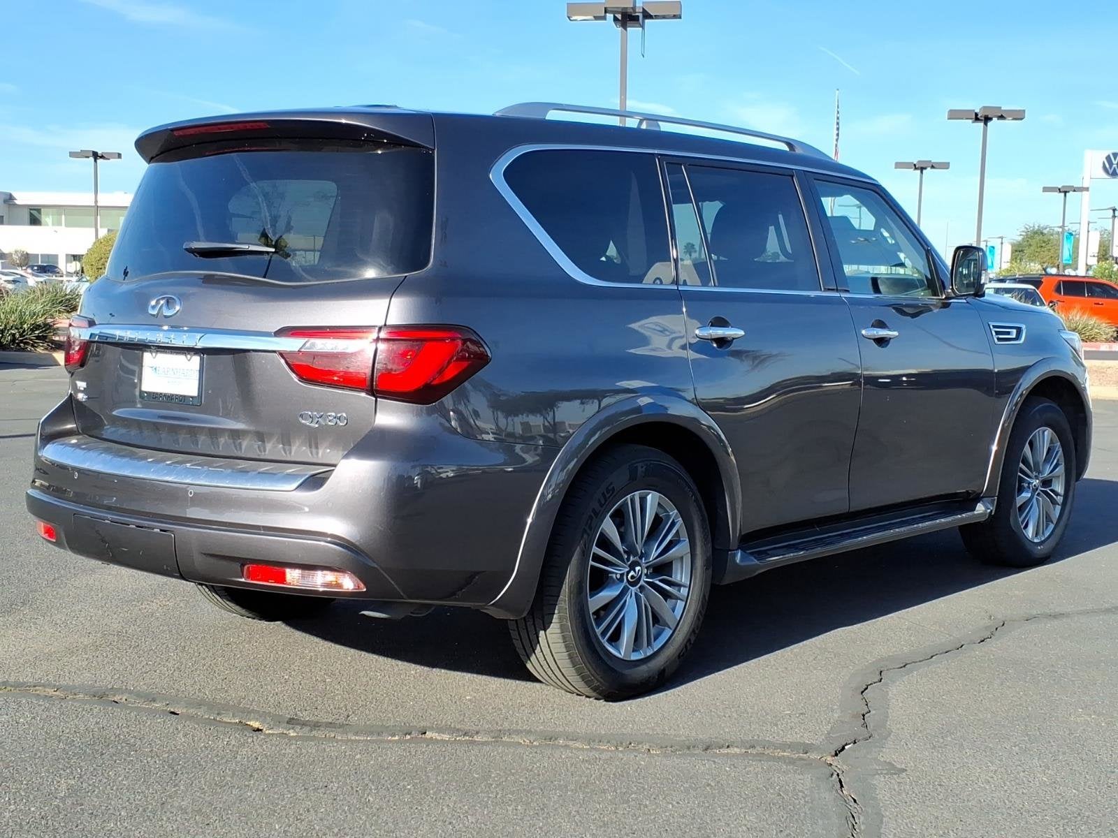 2024 INFINITI QX80 LUXE