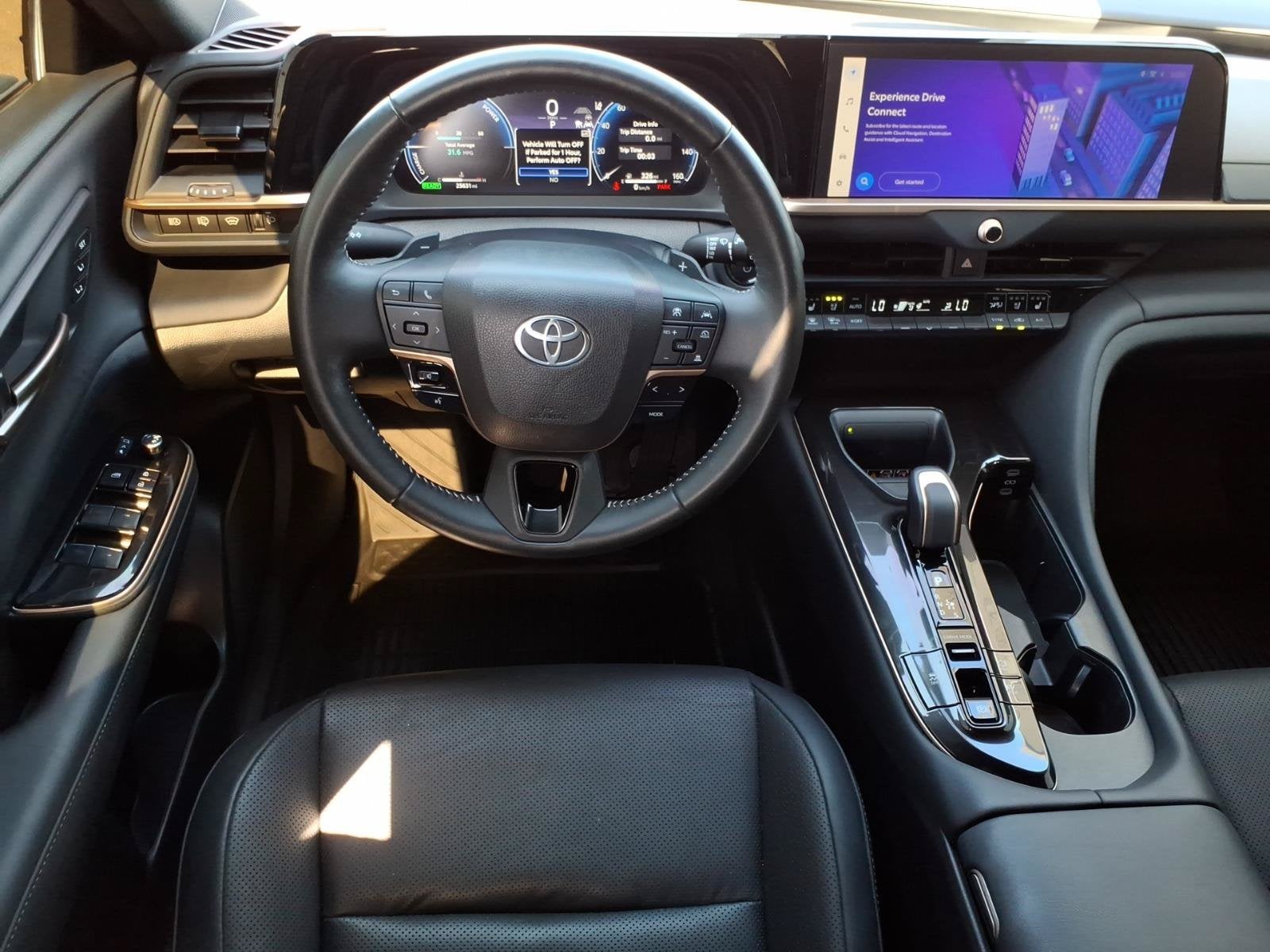 2025 Toyota Crown Signia Base