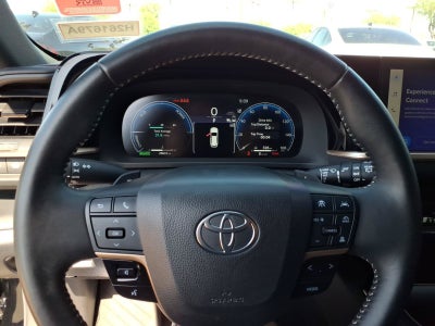 2025 Toyota Crown Signia Base
